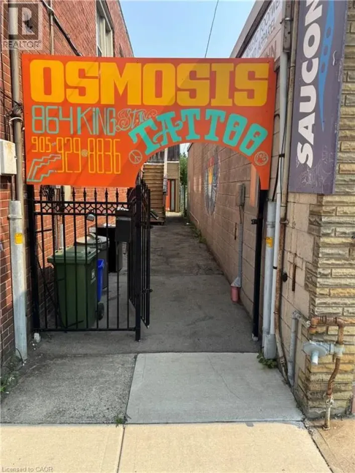 868 KING Street W, Hamilton