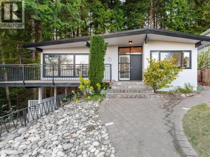 868 PROSPECT AVENUE, North Vancouver