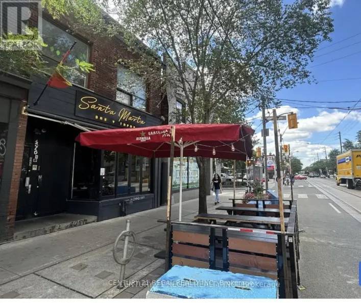 869 DUNDAS STREET W, Toronto