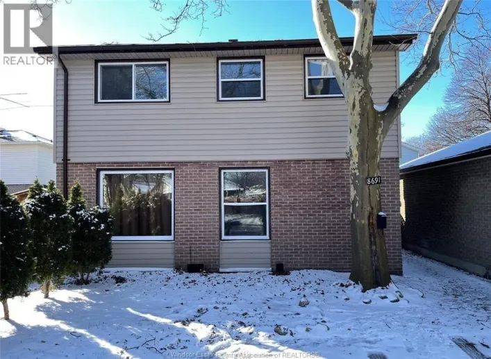 8691 DARLINGTON, Windsor