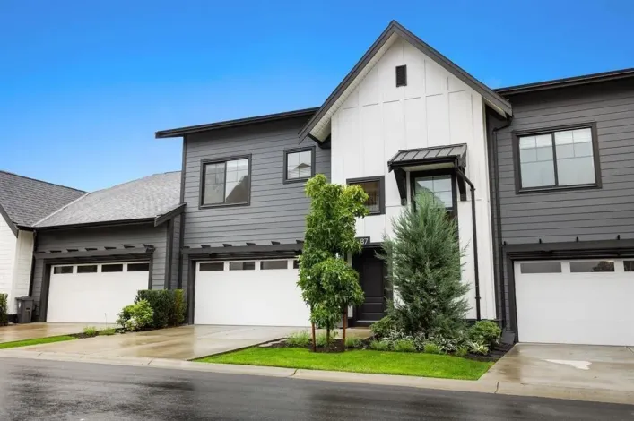 87 7967 197 STREET, Langley