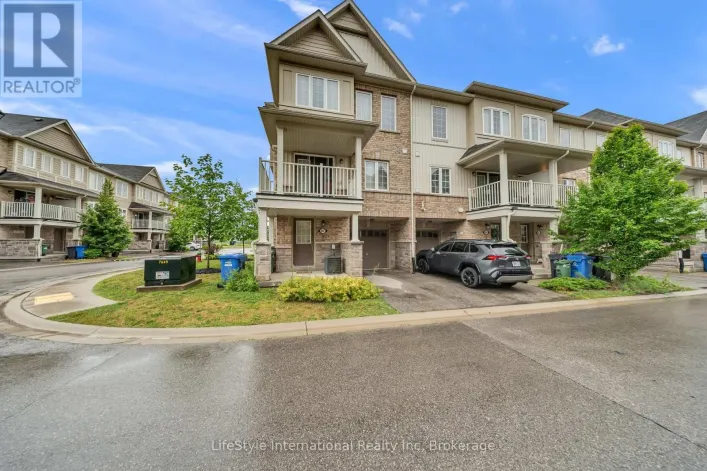 87 - 88 DECORSO DRIVE, Guelph