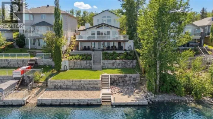 87 Grand Avenue, Norglenwold