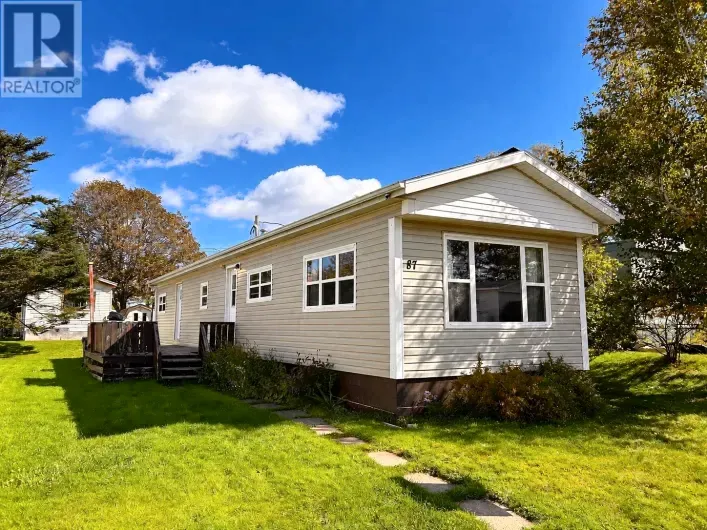 87 Heritage Drive, North River