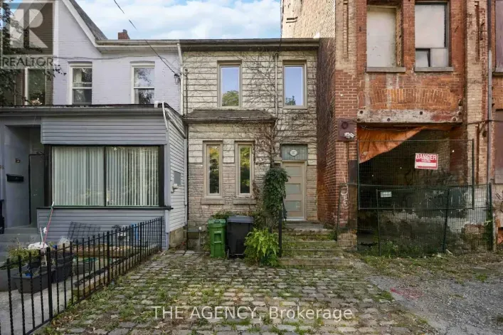 87 NIAGARA STREET, Toronto