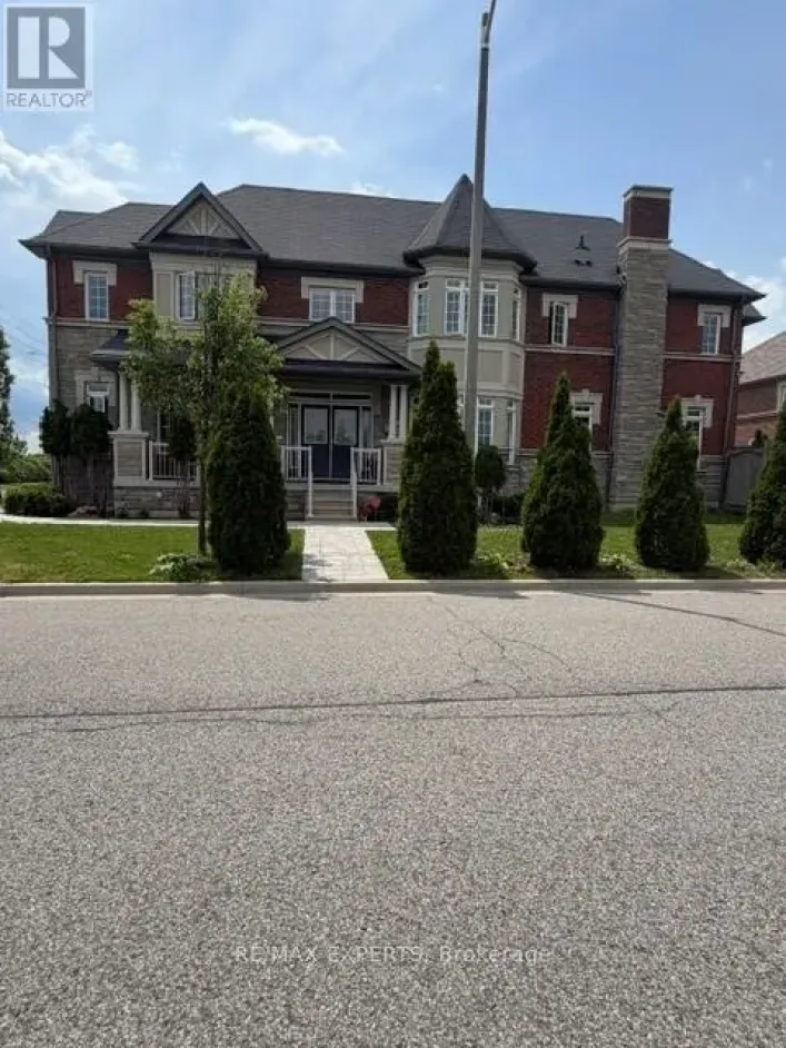 87 SPRUCE PINE CRESCENT, Vaughan