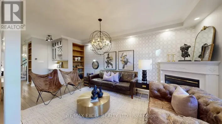 87 THE FAIRWAYS, Markham