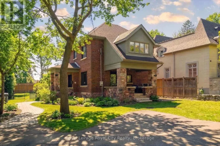 87 UNIVERSITY AVENUE W, Guelph