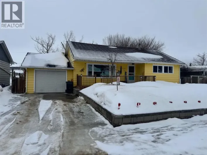 8706 95 Street, Peace River