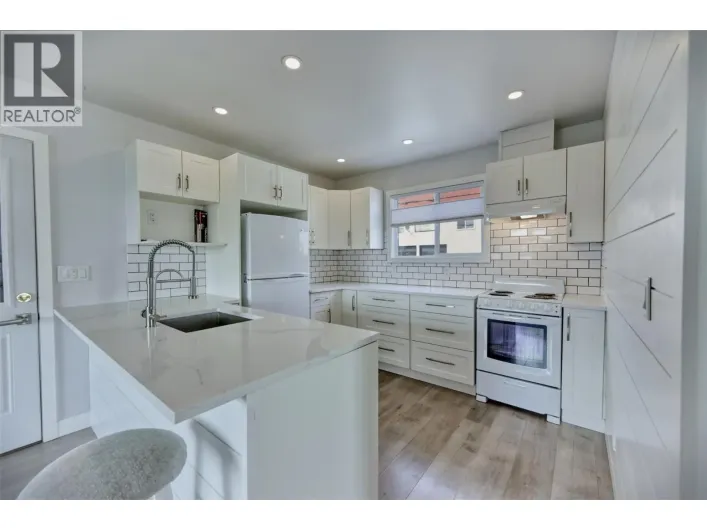 8708 74th Avenue, Osoyoos