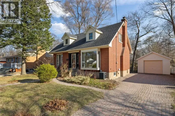 871 Lakeshore ROAD, Sarnia