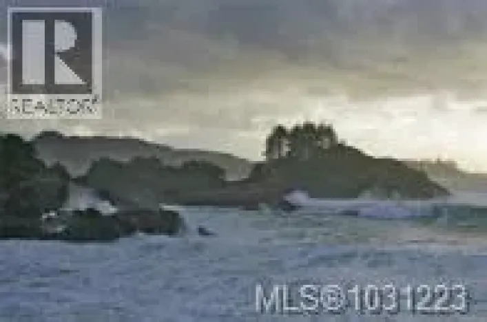 871 Moser Pl, Tofino
