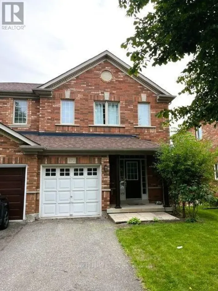 872 OAKTREE CRESCENT, Newmarket
