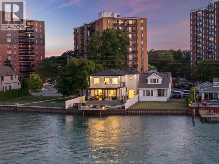 8720 RIVERSIDE DRIVE East, Windsor