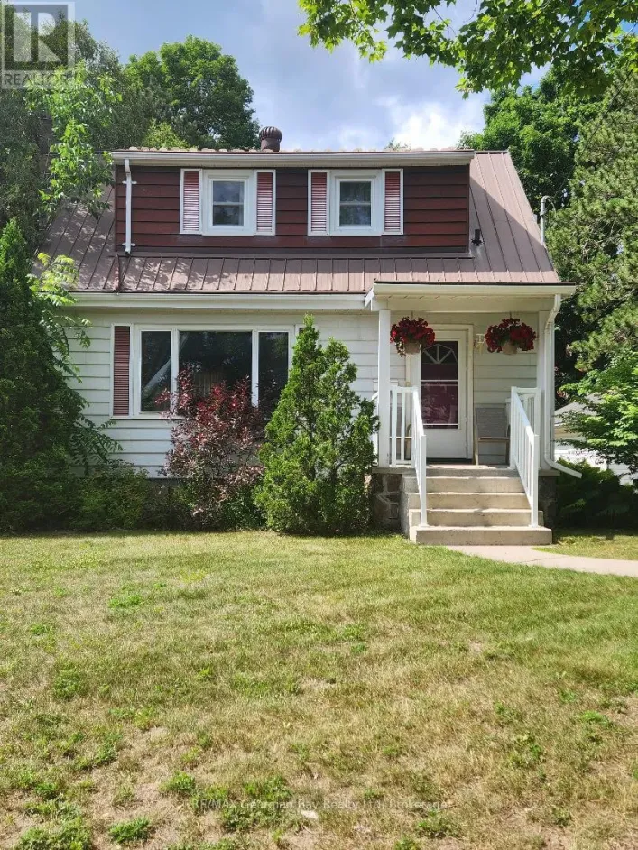 874 YONGE STREET N, Midland