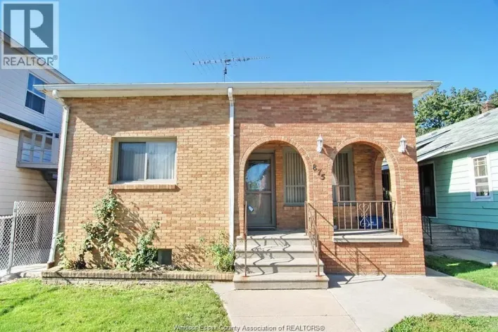 875 Parent Unit# MAIN LEVEL, Windsor