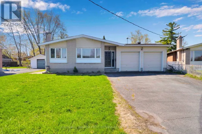 876 BALSAM DRIVE, Ottawa