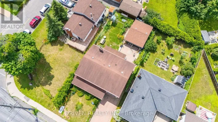 876 PINECREST ROAD, Ottawa
