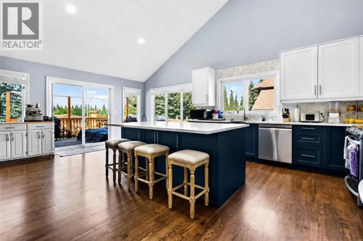 876 Shawnee Drive SW, Calgary