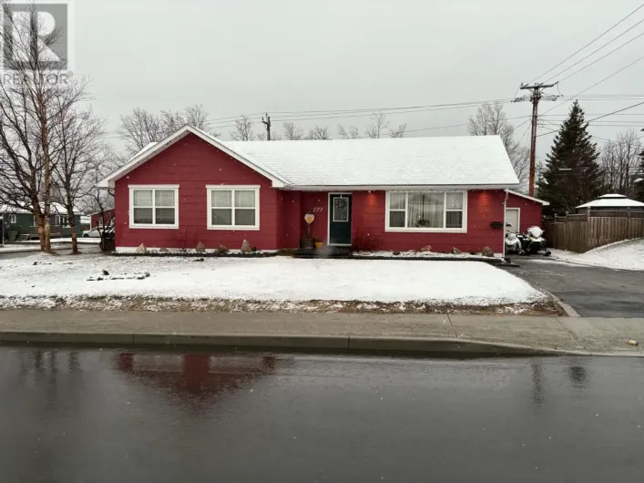 877 Hudson Drive, Labrador City