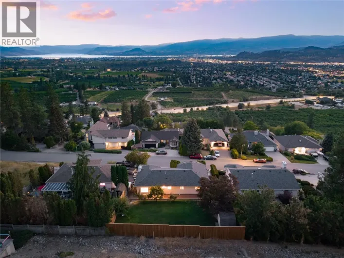 877 Toovey Road, Kelowna