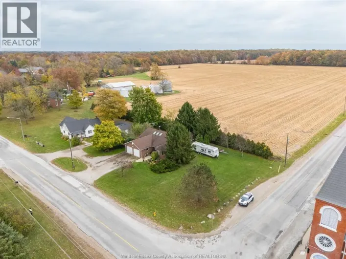 879 ROAD 2 W, Kingsville