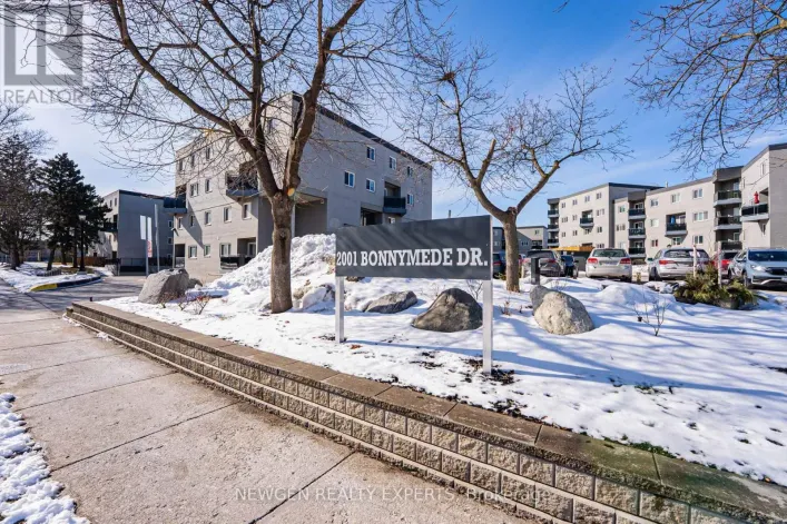 88 - 2001 BONNYMEDE DRIVE, Mississauga