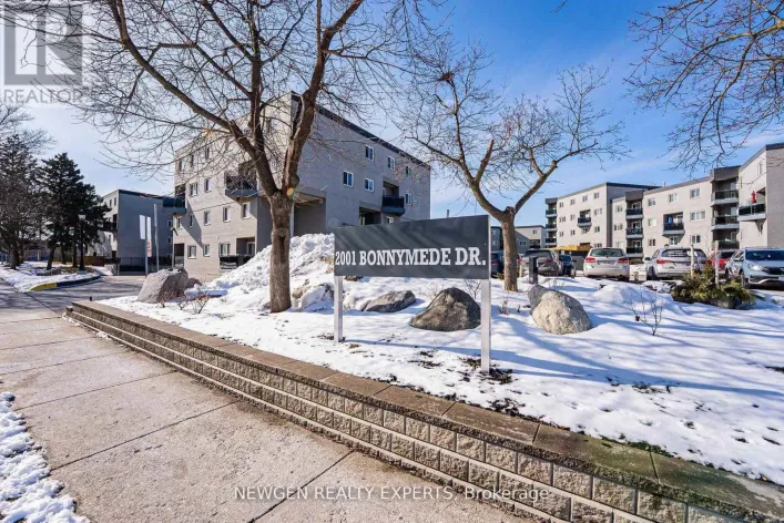 88 - 2001 BONNYMEDE DRIVE, Mississauga
