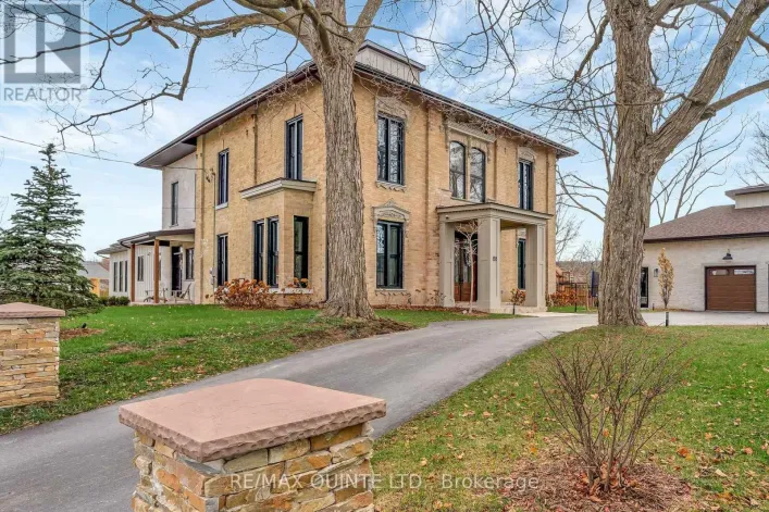 88 BRIDGE STREET, Prince Edward County