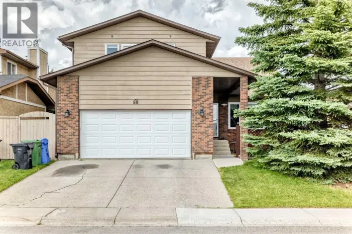 88 Castlefall Way NE, Calgary