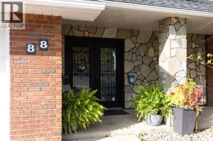 88 Cypress Way SE, Medicine Hat