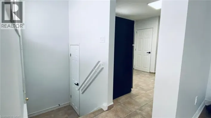 88 LONGFORD Drive, Newmarket