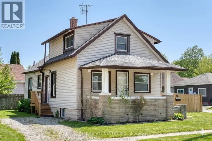 88 LORNE, Chatham