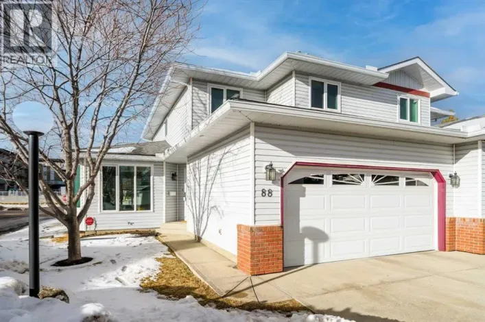 88 Scenic Gardens NW, Calgary
