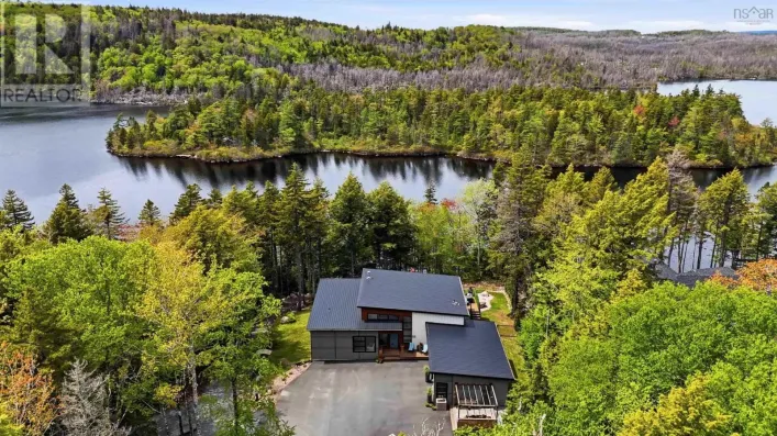 88 Stillwoods Lane, Stillwater Lake
