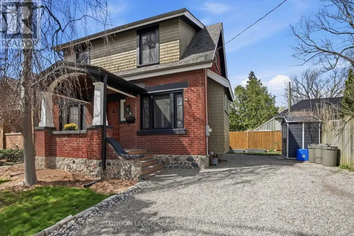 88 TECUMSEH AVENUE E, London South
