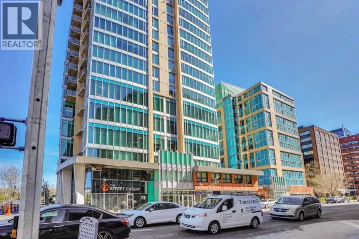 880 4 Avenue SW, Calgary