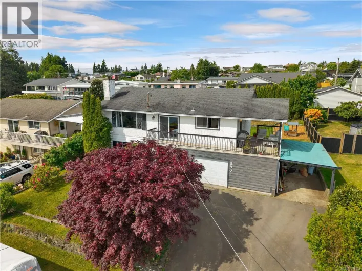880 Galerno Rd, Campbell River