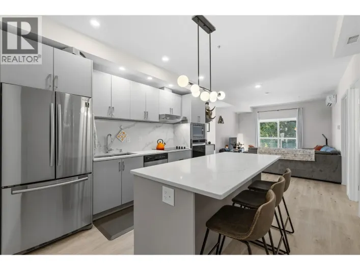 880 Saucier Avenue Unit# 203, Kelowna
