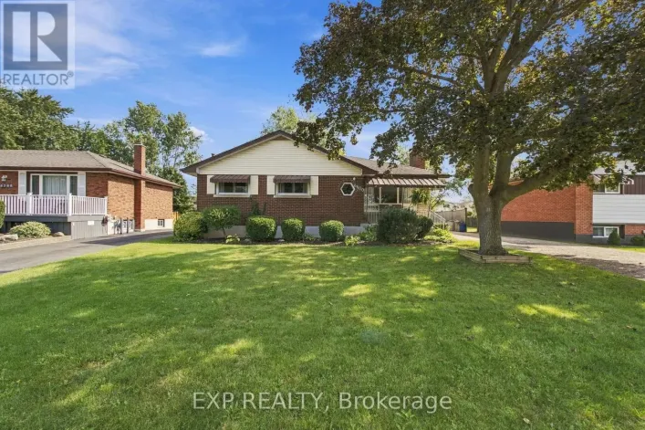 8800 CHAMPLAIN DRIVE, Niagara Falls