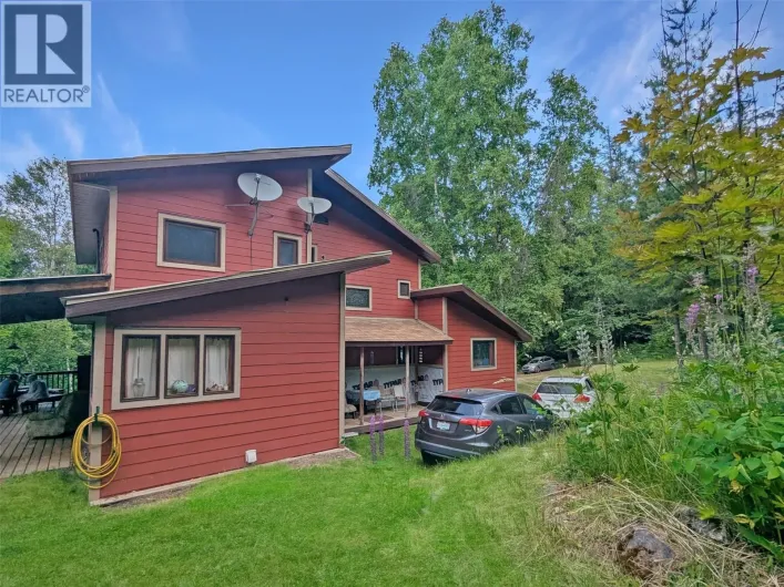 8802 Martens Road, Slocan