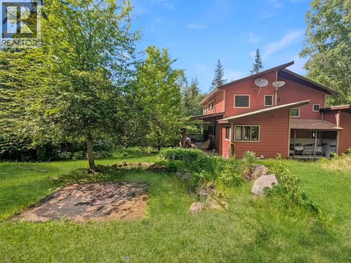8802 Martens Road, Slocan