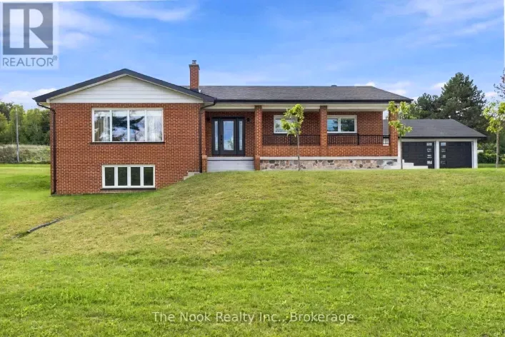 House for sale: 8803 DALE ROAD, Hamilton Township