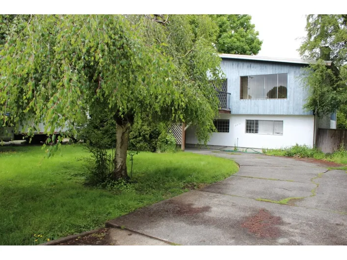 8815 COOK CRESCENT, Richmond