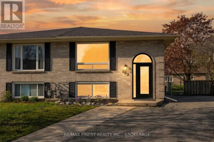 882 BEACONHILL COURT, Kingston