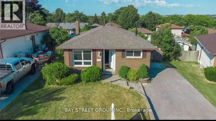 882 SOUTHDOWN DRIVE, Oshawa