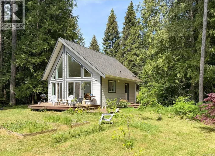 883 Mary Rd, Gabriola Island