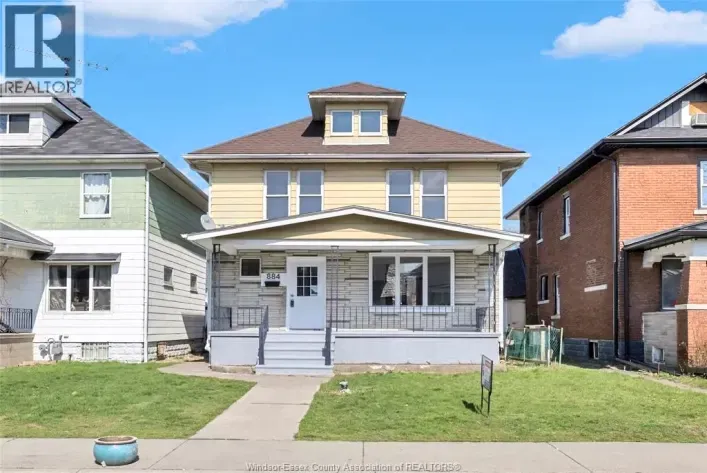 884 MOY, Windsor