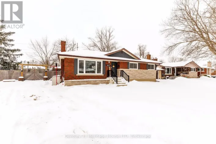 8845 BANTING AVENUE, Niagara Falls