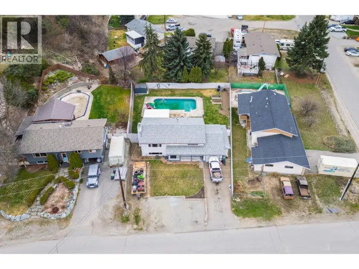 885 Camelia Road, Kelowna